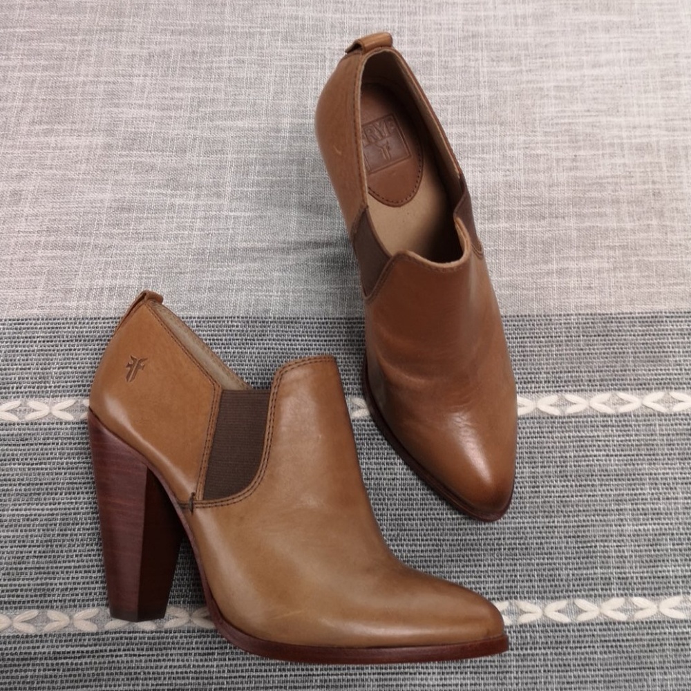 Frye Womens Remy Slip-On Cement Ankle boots 7 new